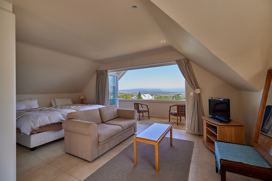 3 Bedroom Property for Sale in Crofters Valley Western Cape